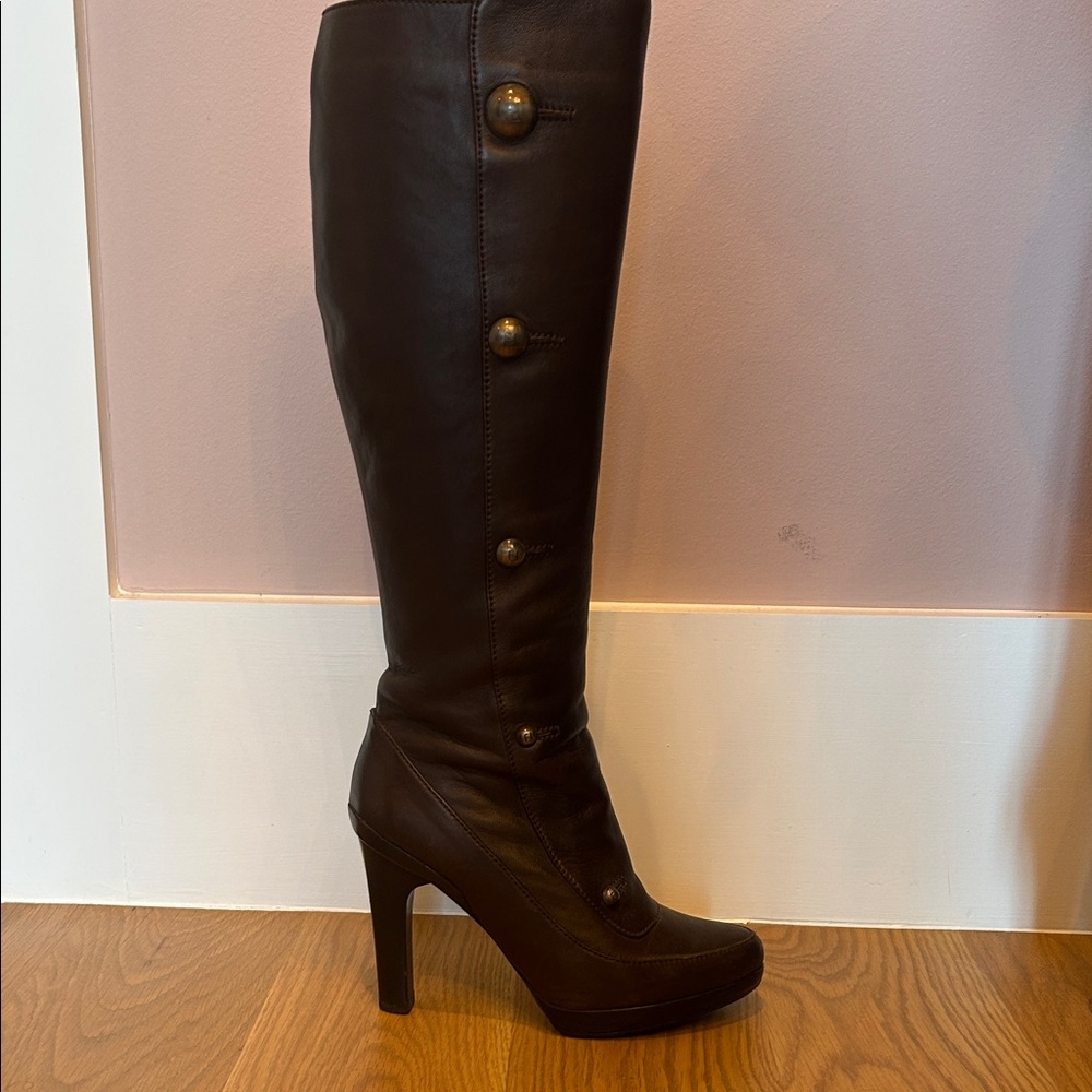 FENDI Brown  Leather Knee-High Boots